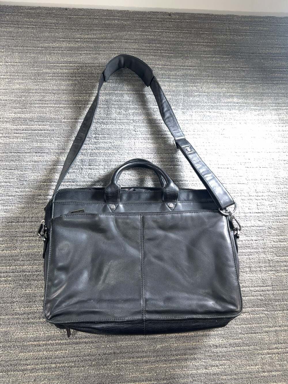 Kenneth Cole New York Black Leather Multi-Compartment Laptop Briefcase